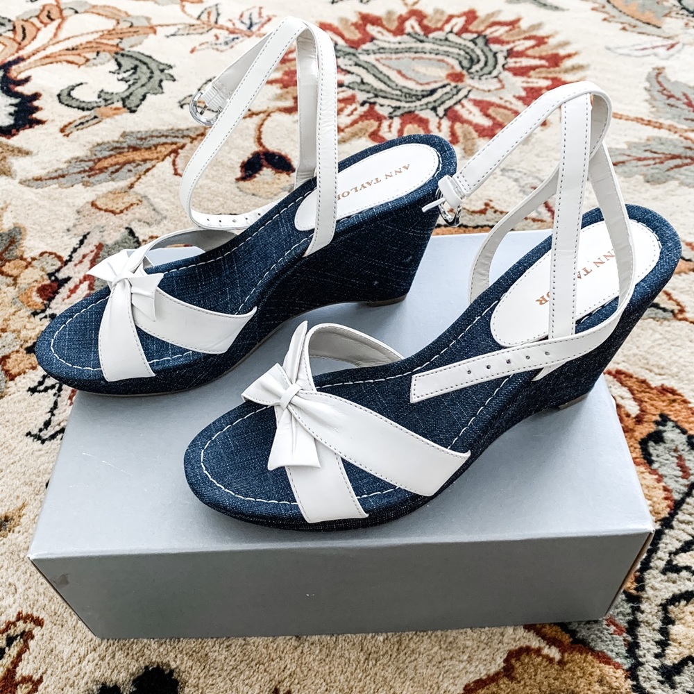 Ann Taylor Summer Wedges with Leather Upper